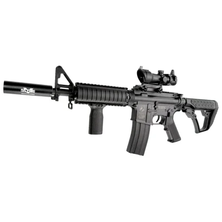 "فرونت لاين إم 4"