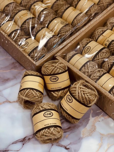 بكرة خيط خيش